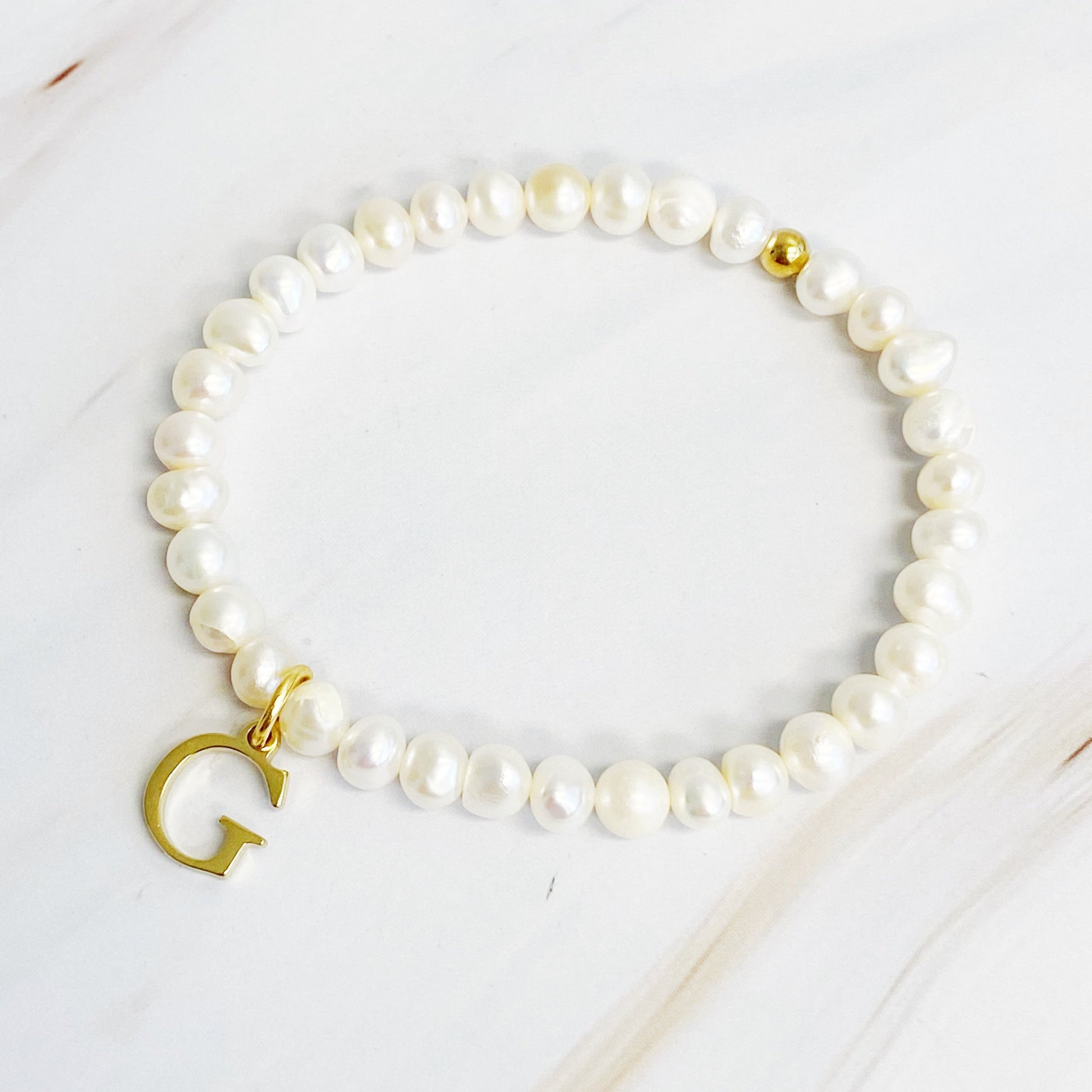 Freshwater Pearl Charm Bracelet - Demuura