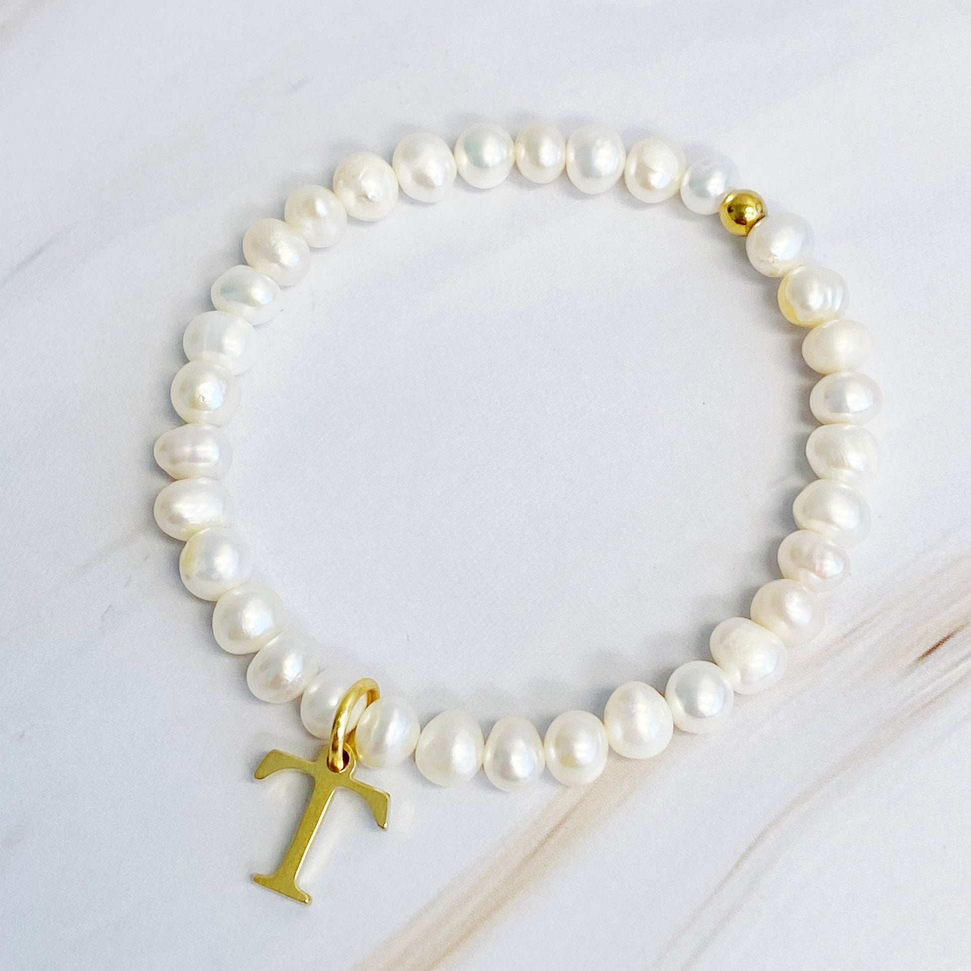 Freshwater Pearl Charm Bracelet - Demuura