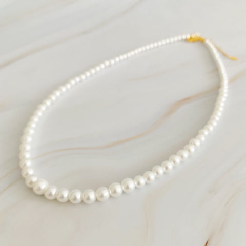 Queen Liz Graduated Pearl Necklace - Demuura