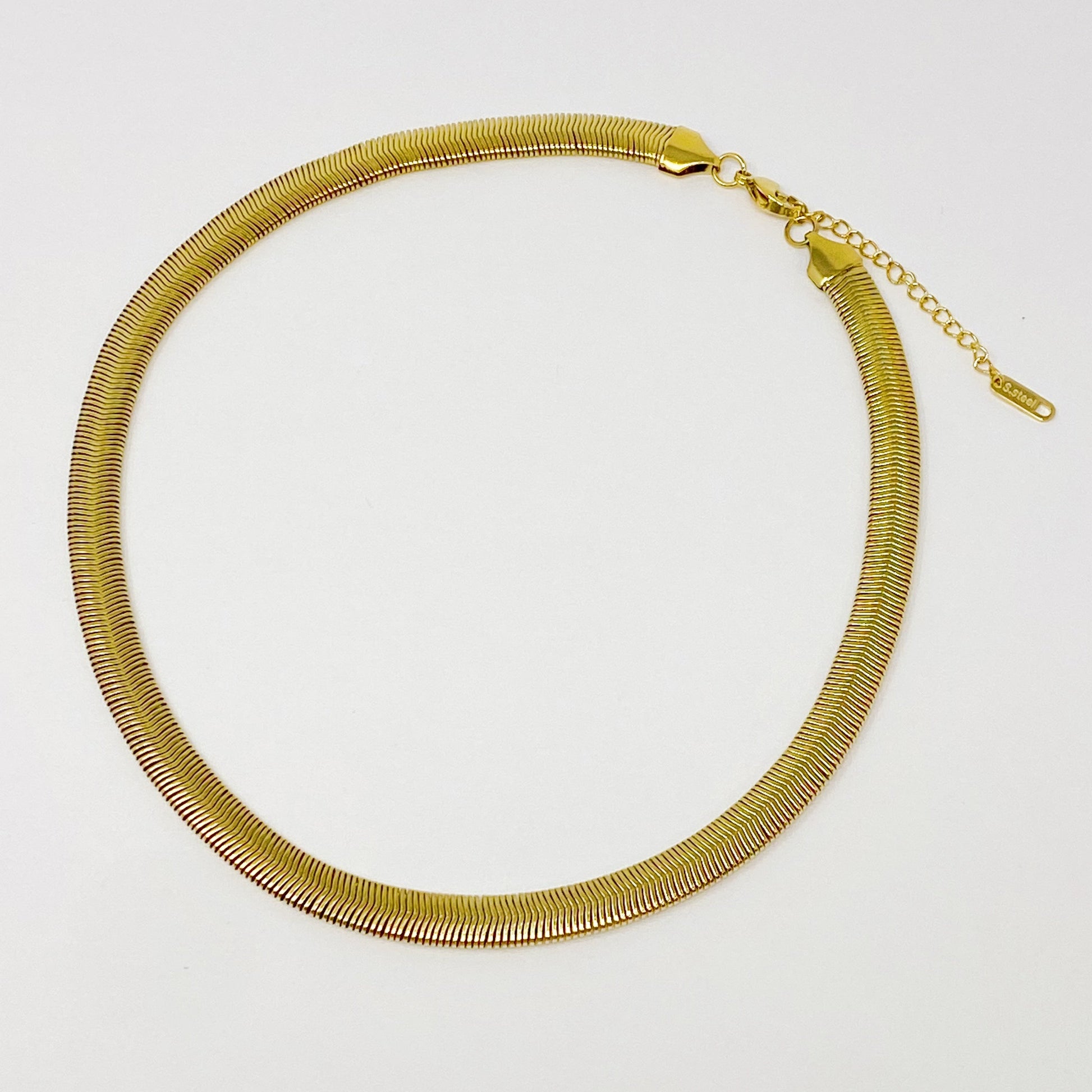 Staple Herringbone Necklace - Demuura